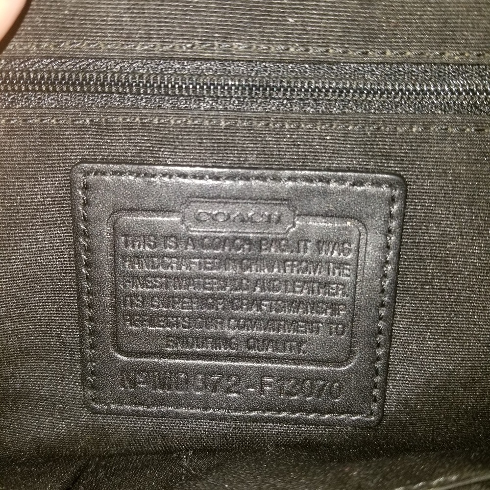 Coach purse - Picture 4 of 4